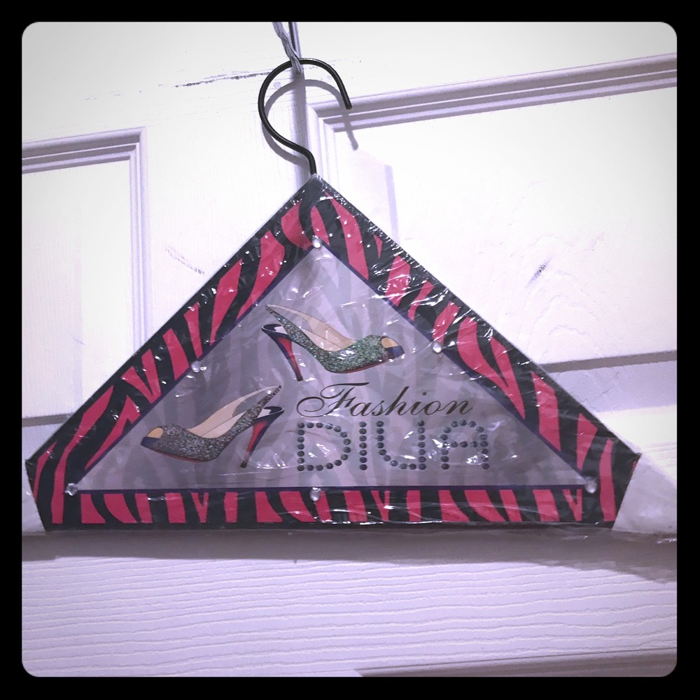 Diva Hanger Decoration